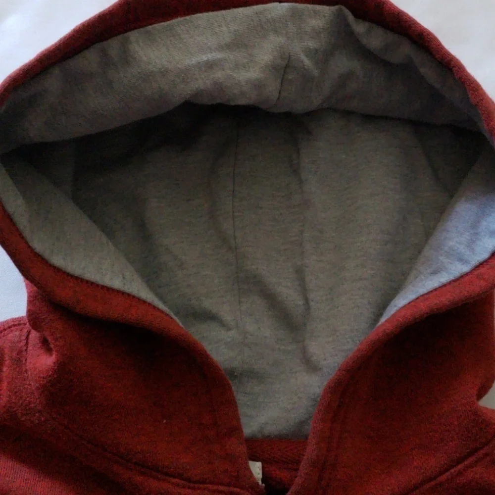 OLD NAVY RED AND GRAY SWEATER SZ L (10-12)